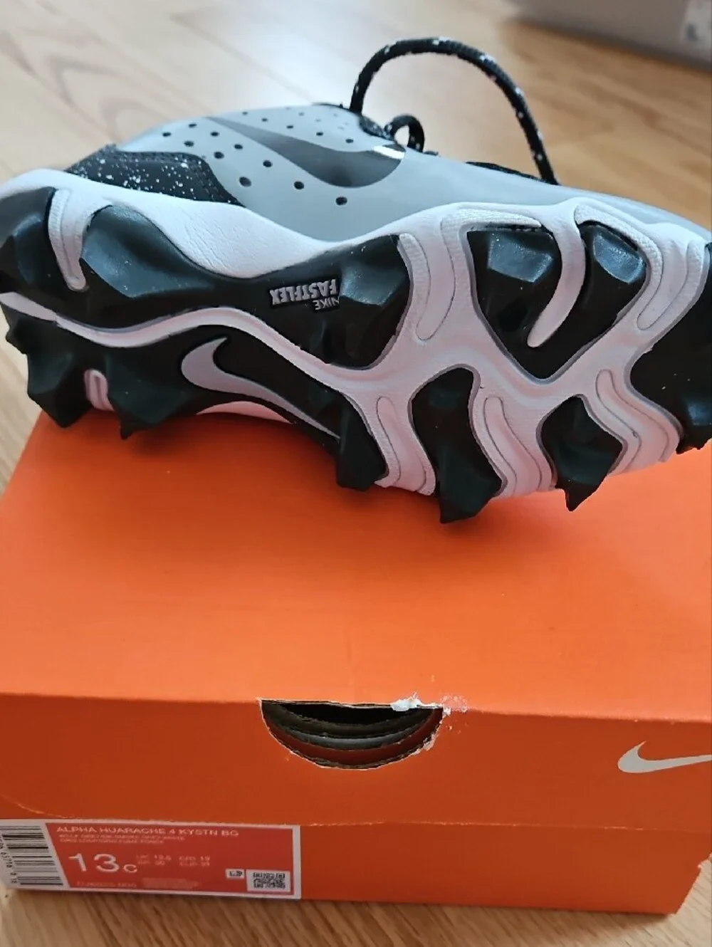 Nike Kids Gray and Black Athletic Cleats